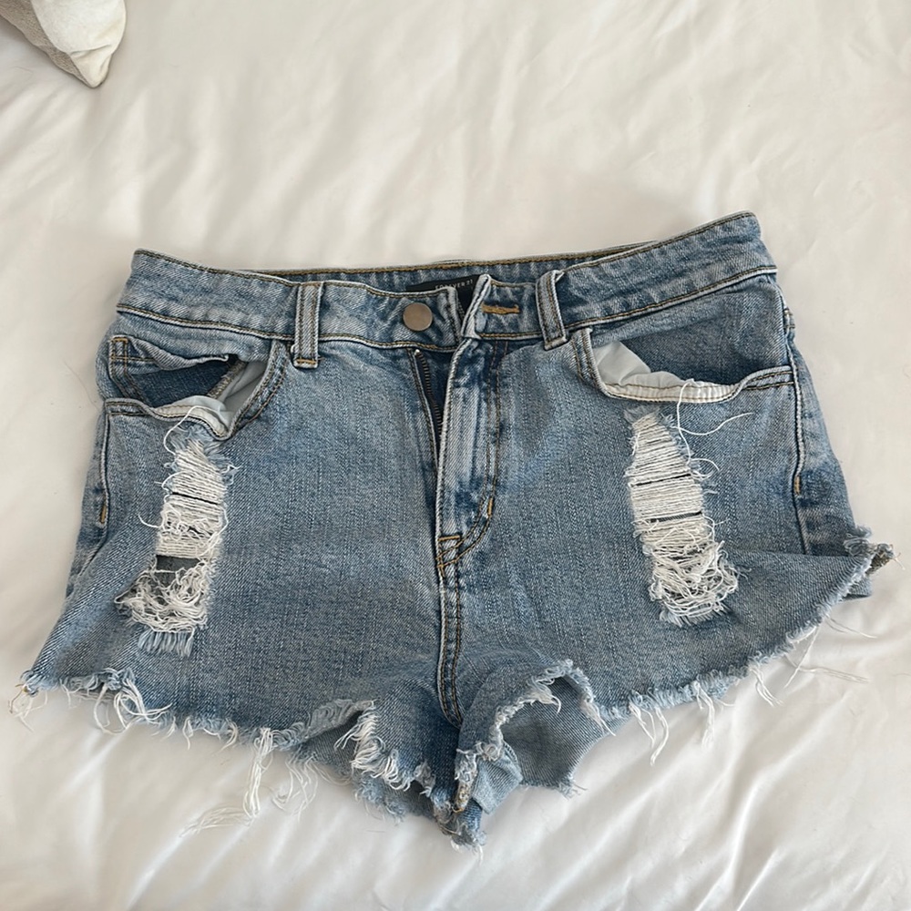 Forever 21 distressed denim shorts